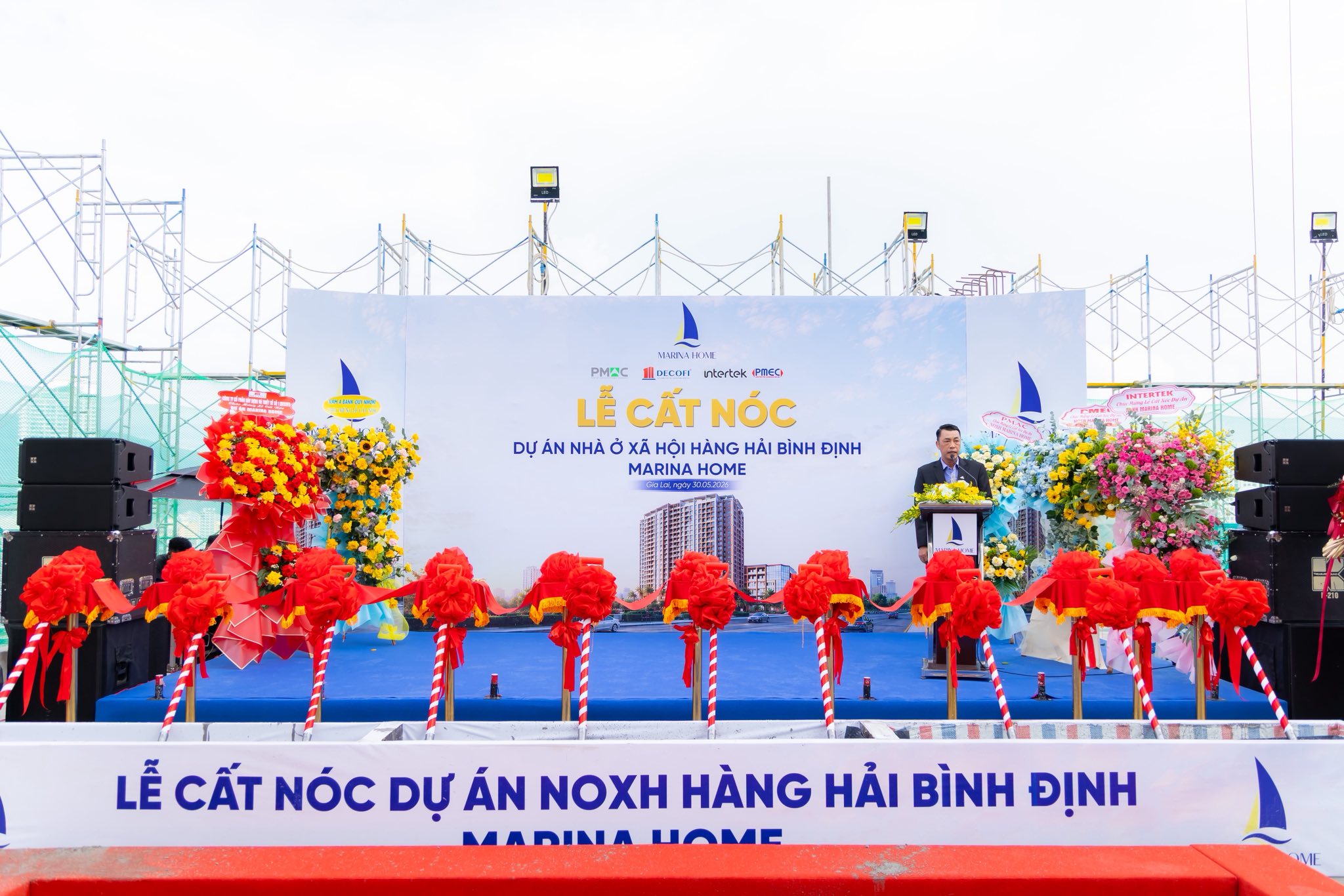 SAO VIỆT ĐỒNG HÀNH CÙNG MARINA HOME QUY NHƠN TRONG LỄ CẤT NÓC DỰ ÁN 
