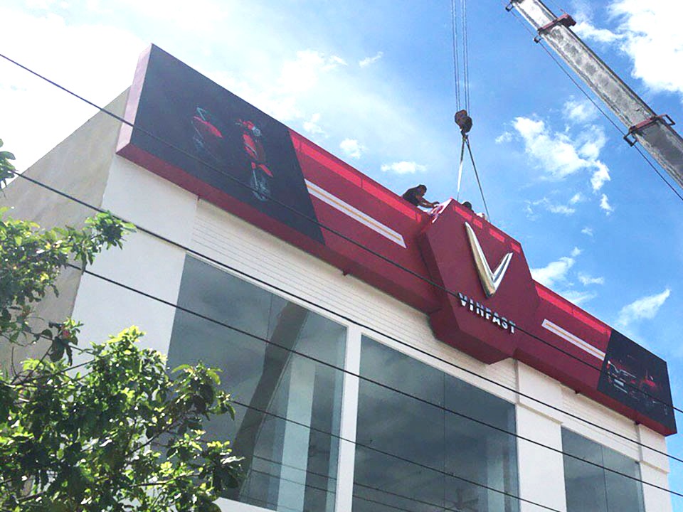 Mặt dựng Aluminium